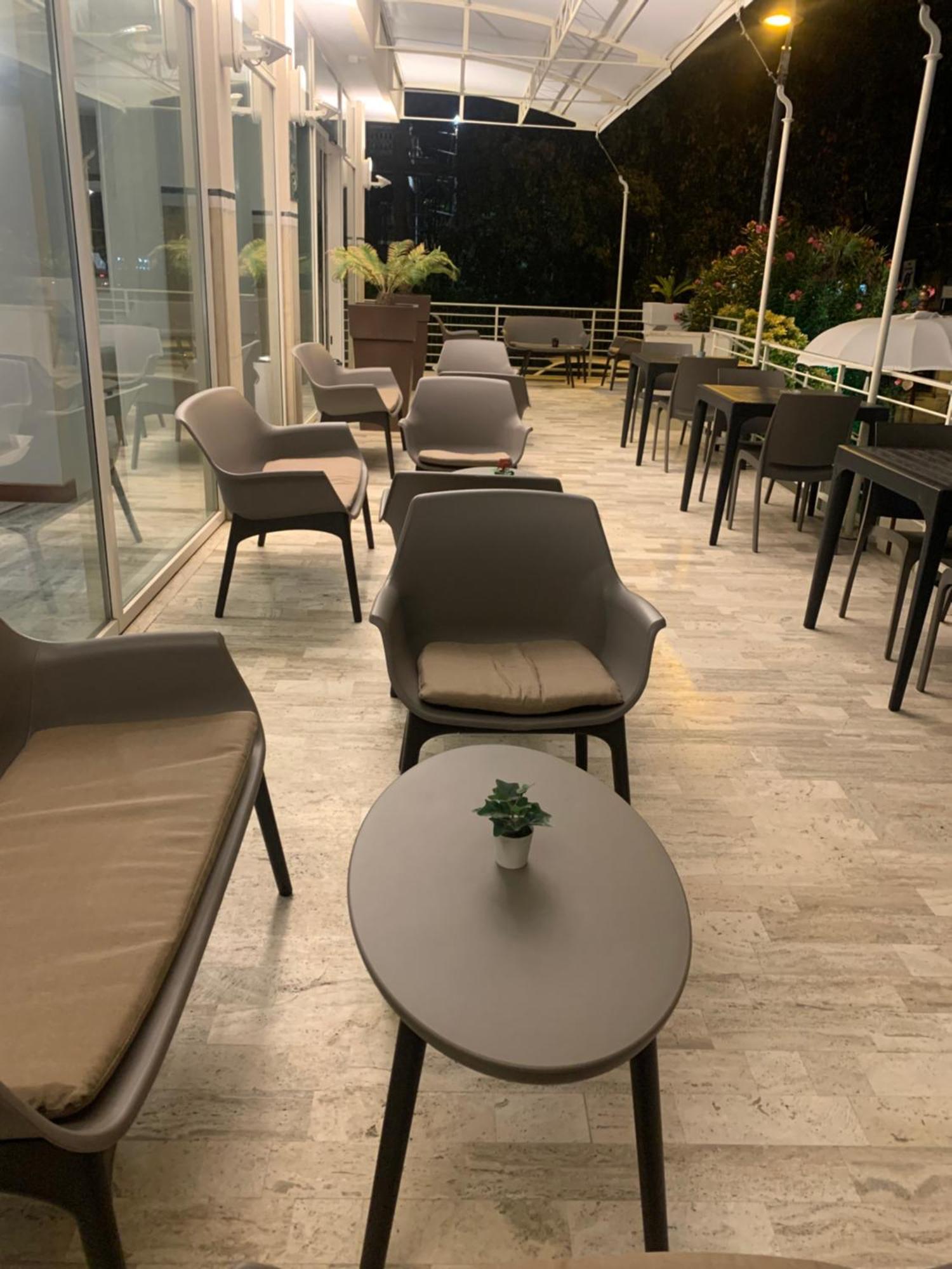 Hotel Audi Frontemare Rimini Exterior photo