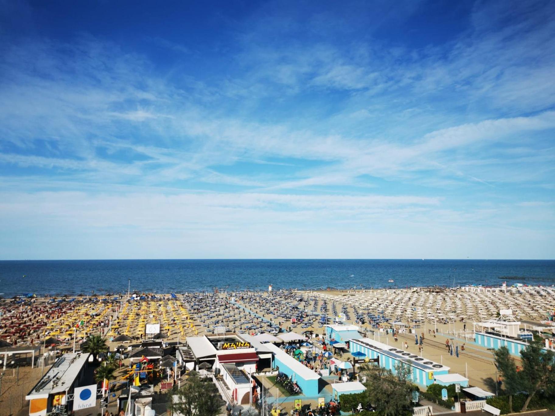 Hotel Audi Frontemare Rimini Exterior photo