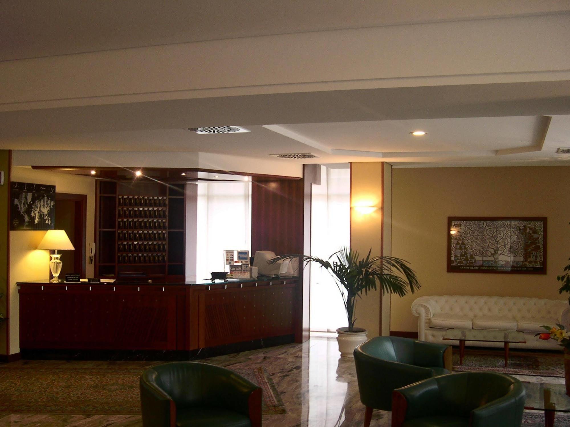 Hotel Audi Frontemare Rimini Exterior photo